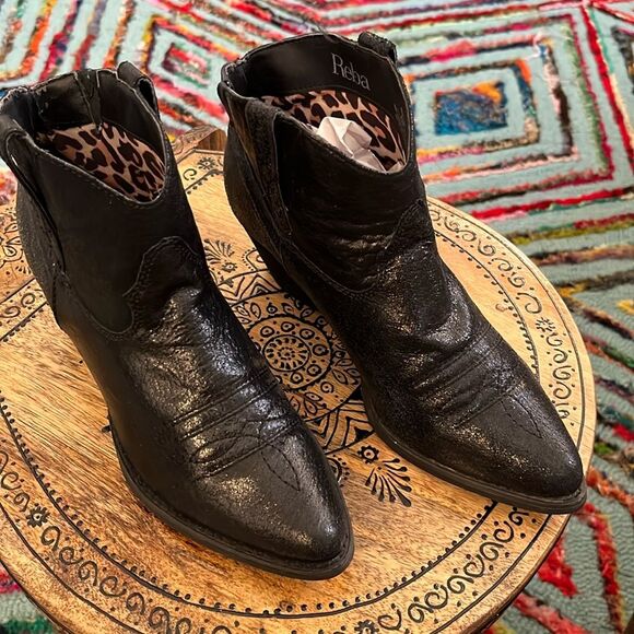 Reba Western Ankle Boots - Picture 1 of 6